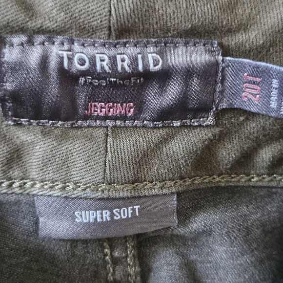 Torrid Women's Legging Feel the Fit  Olive Green Super Soft Pants size 20T. - Picture 11 of 15